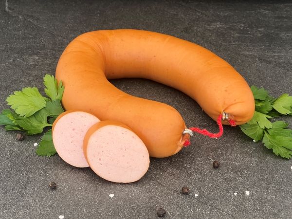 Fleischwurst mit Knoblauch vom Offenstallschwein