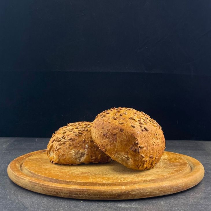 Vollkornbrötchen Sonnenblumenkerne